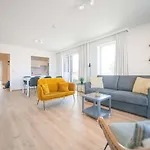 Between Waves Ostende