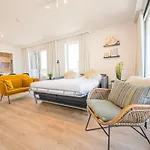 Between Waves Apartamento *