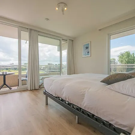 Between Waves Apartment Ostend