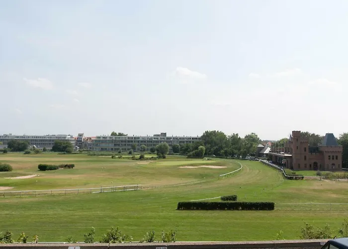 Apartment Between Waves